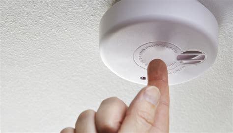 testing hard-wired smoke detectors|how to check smoke alarm.